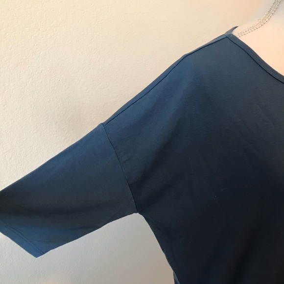 LuLaRoe Irma Top - Picture 3 of 5